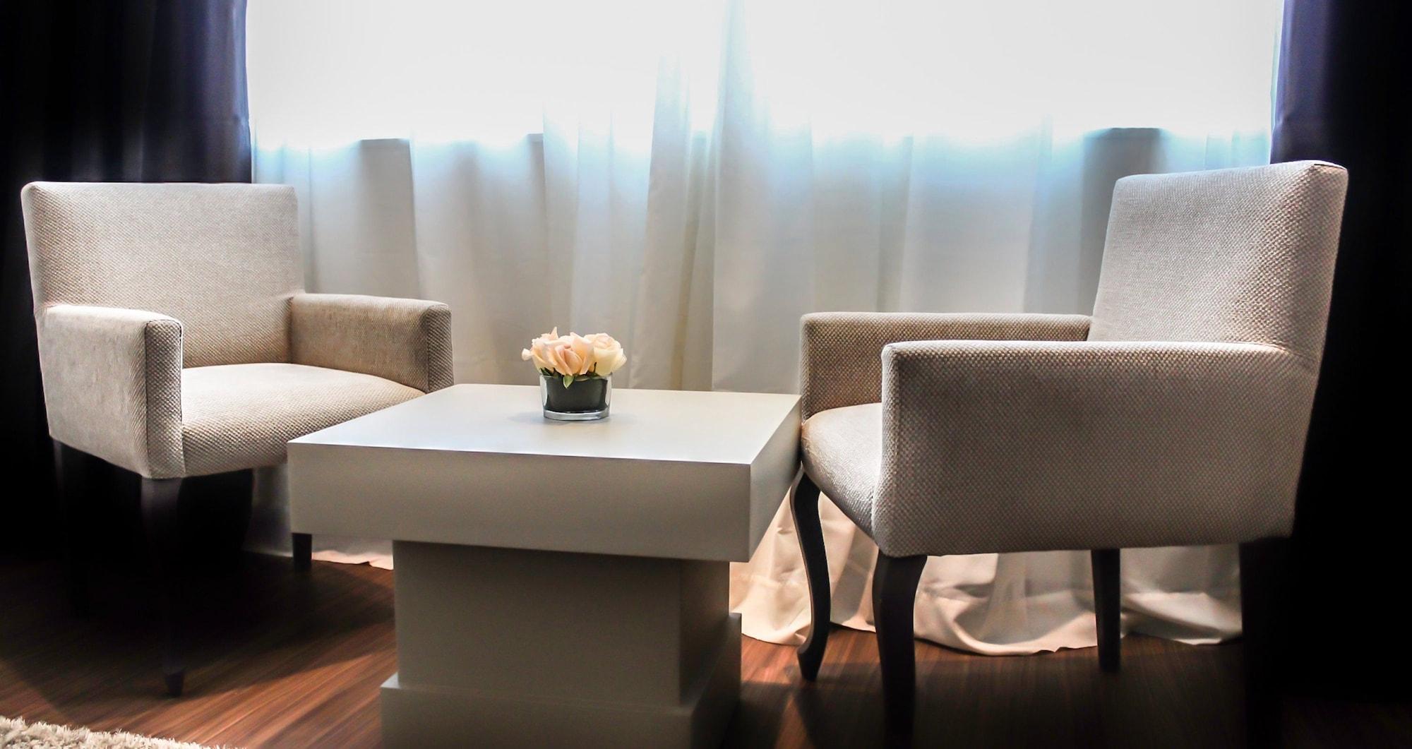Mogador Marina Hotel